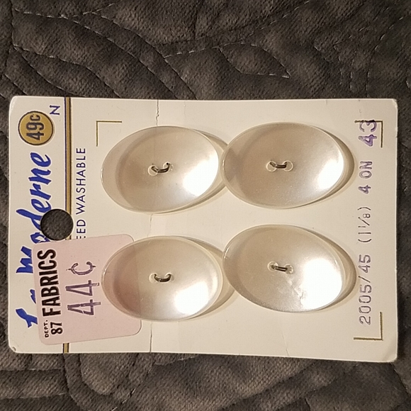 VTG Buttons bundle - Picture 10 of 12